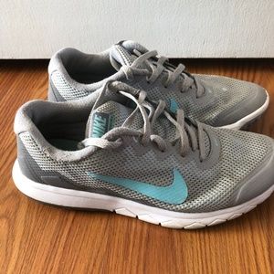 Nike Flex Experience RN womens 7.5